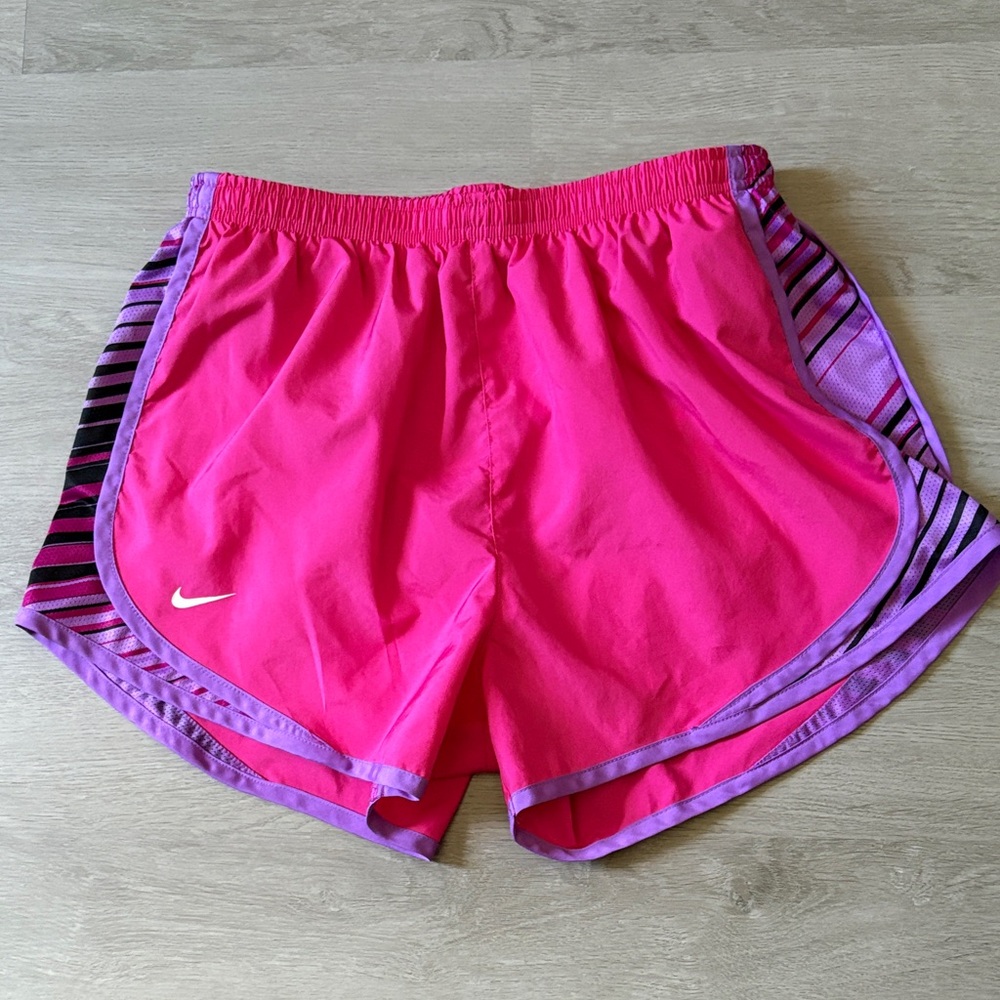 Nike Women's Medium Fuchsia and Purple Athletic Tempo Running Shorts
